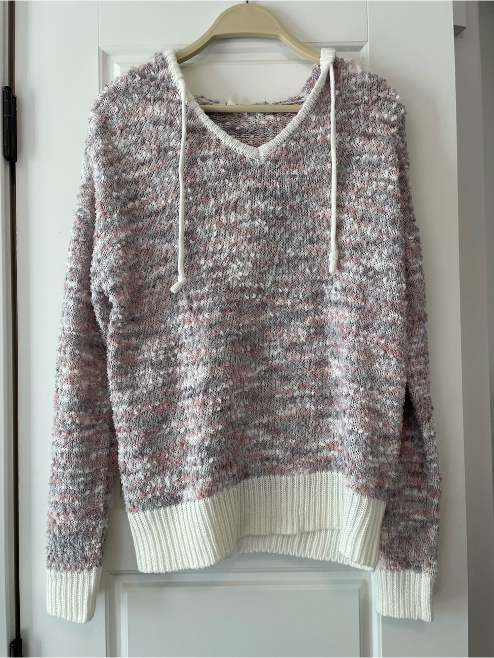 Maurices Marled Pink & Gray V-Neck Hooded Sweater with Cream Trim